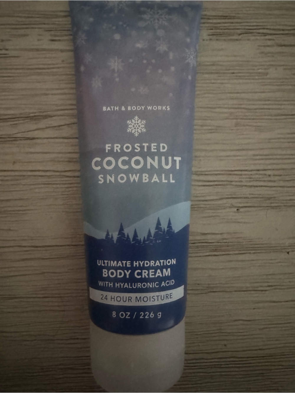 Bath & Body Works Frosted Coconut Snowball Body Cream - Blue